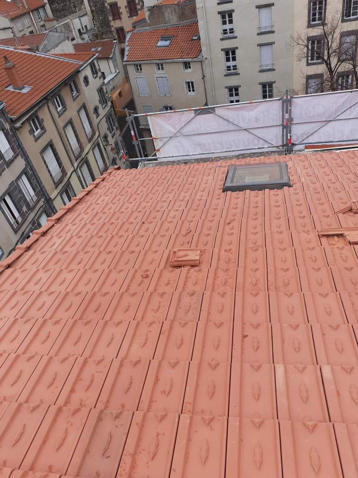 Pose tuiles Clermont-Ferrand